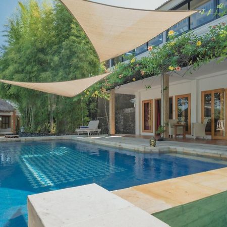 Villa Dinding Batu Singaraja Exterior foto
